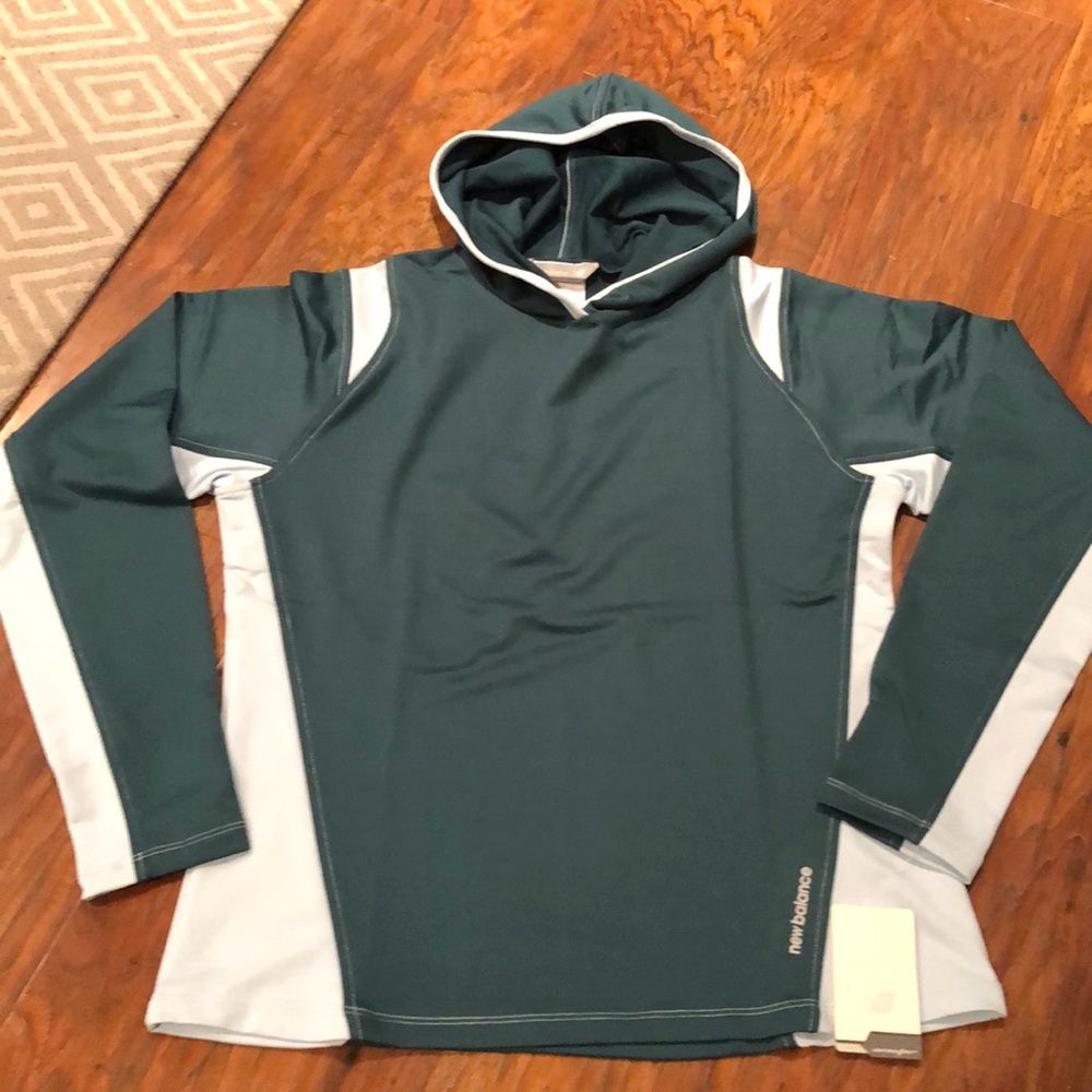 💥 NWT New Balance lightening⚡️dry pullover hoodie